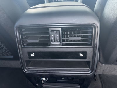 2025 Porsche Cayenne Base