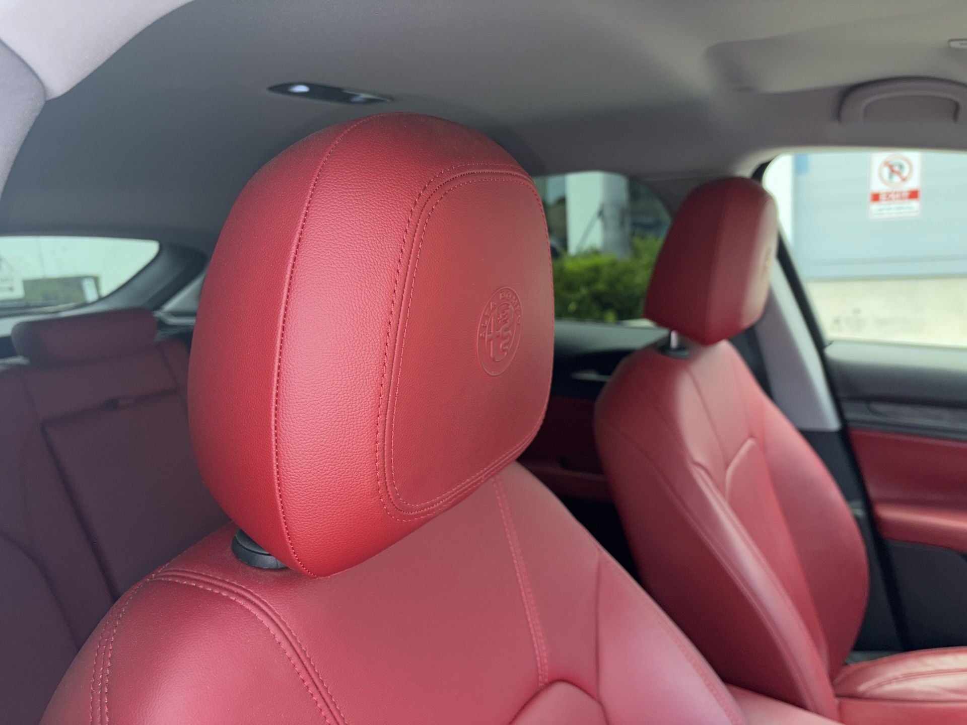 2020 Alfa Romeo Stelvio Base