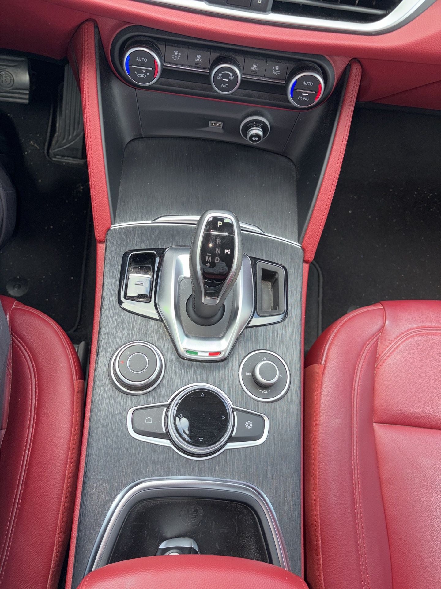 2020 Alfa Romeo Stelvio Base